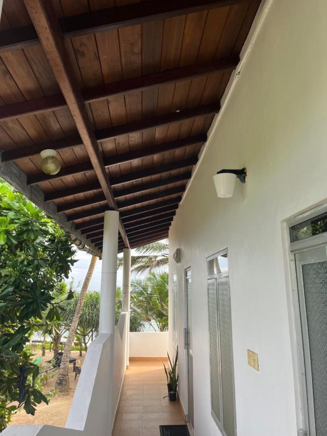 Sabine Holiday Resort And Restaurant Matara Exterior photo