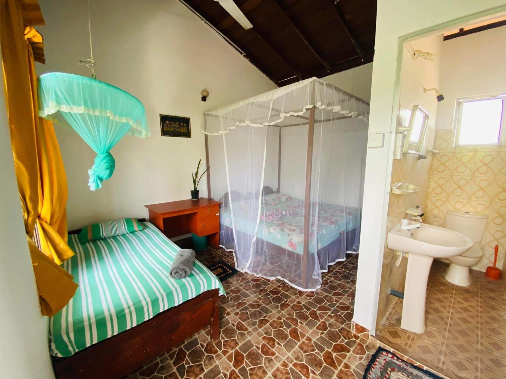 Sabine Holiday Resort And Restaurant Matara Exterior photo