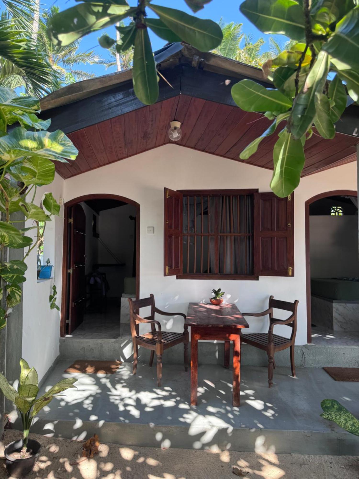 Sabine Holiday Resort And Restaurant Matara Exterior photo